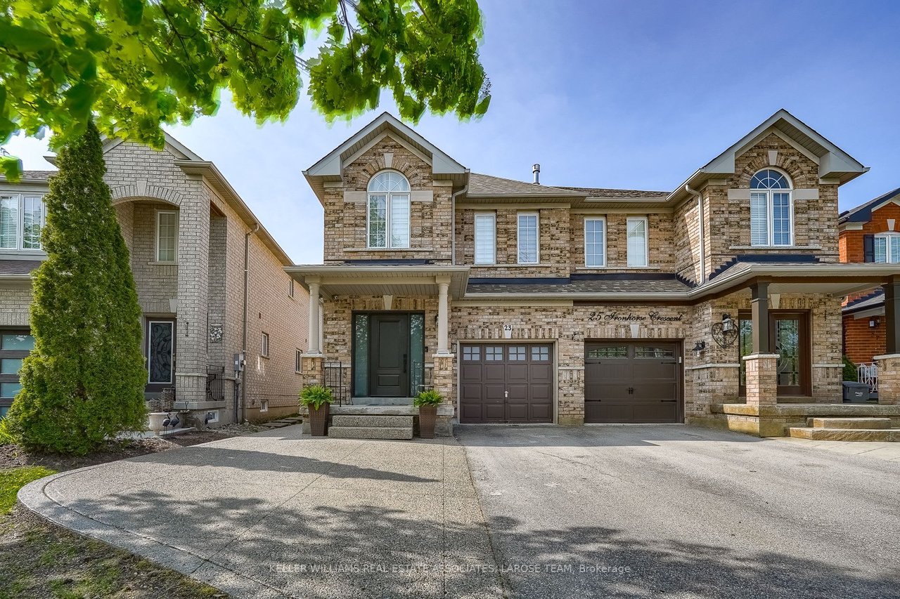 23 Ironhorse Cres