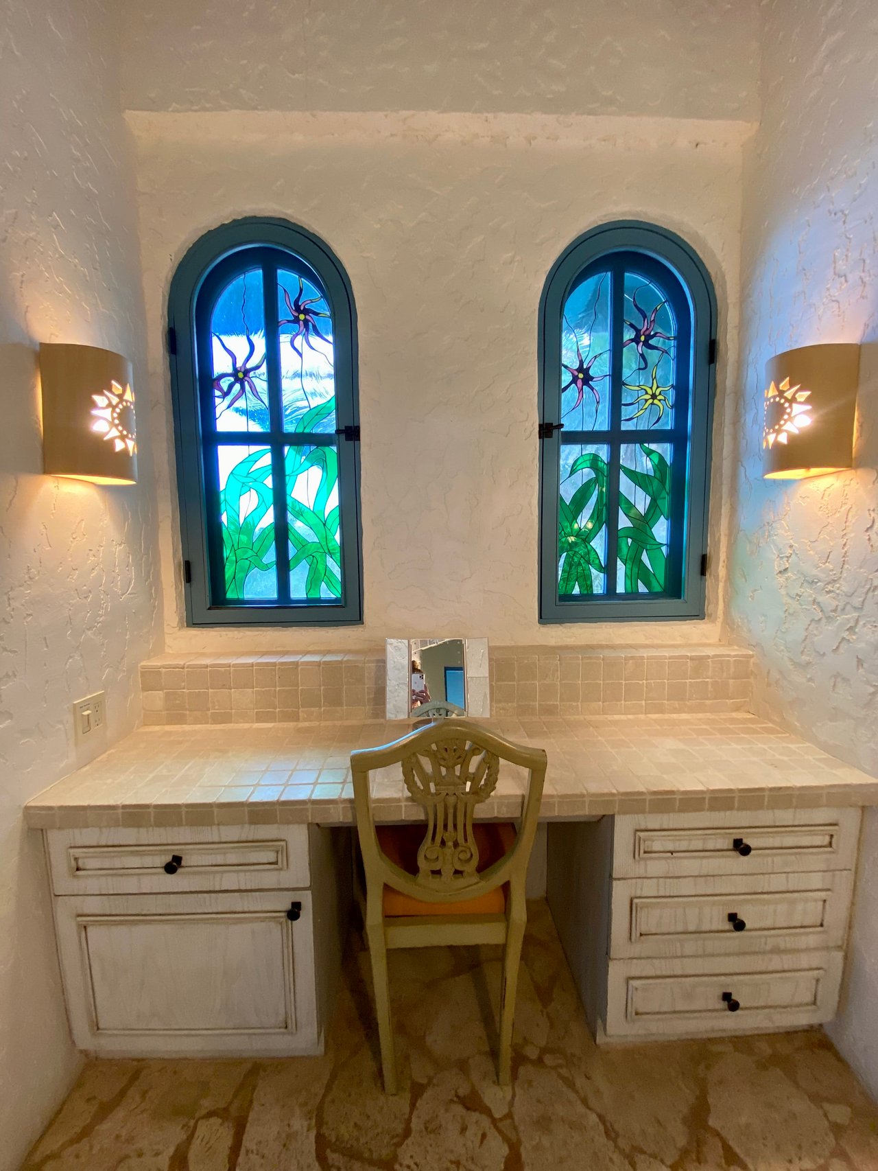 CLIFF HOUSE VILLA