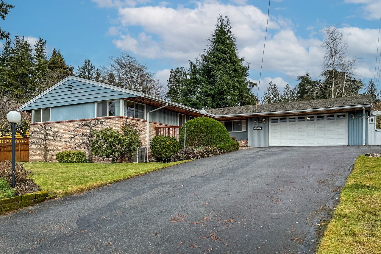 Welcome to 21609 86th Place  West Edmonds, WA 