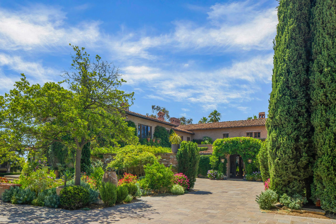 Villa Theos, Beverly Hills