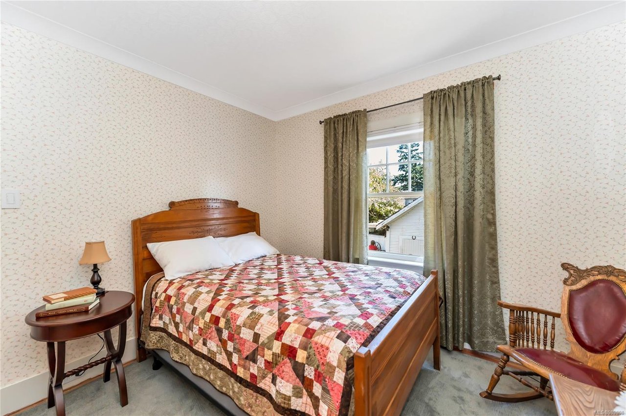 1867 Feltham Rd