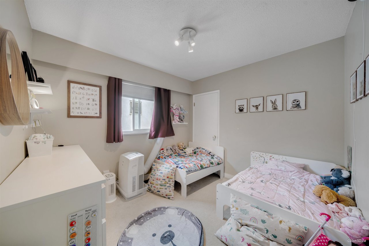 2052 W Keith Road, North Vancouver