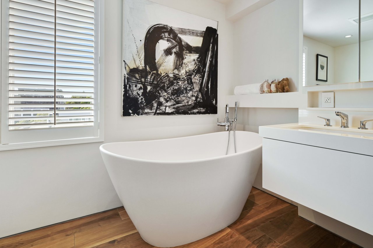 Stylish Duplex Penthouse Steps to Alta Plaza