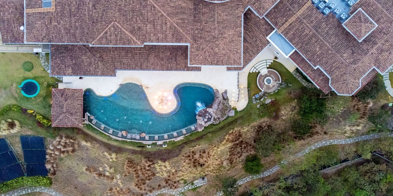 Tuscan Hilltop Luxury Estate, Santa Ana, San Jose