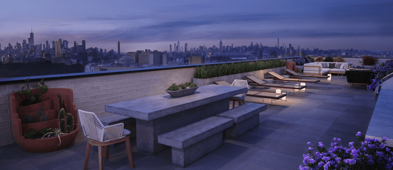 111 Montgomery St, #5E