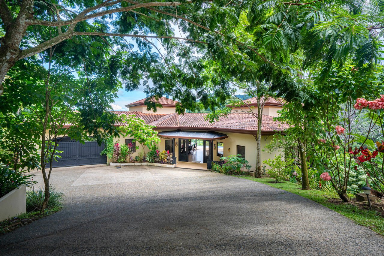 Multi-Home Luxury Estate, With Jungle, Mountain And Ocean Views, Private Waterfalls And Orchards On 71 Acres In Gated Community!