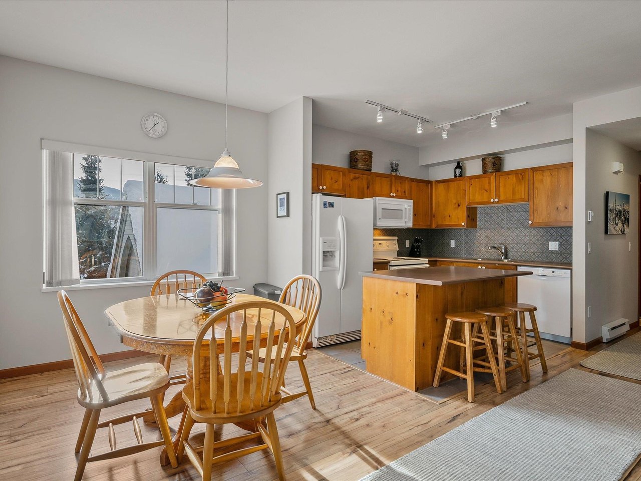 310-3300 Ptarmigan Pl