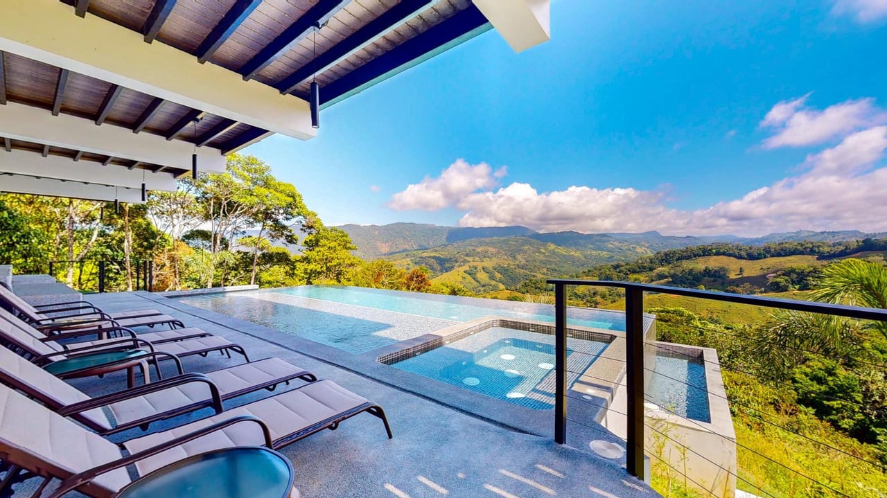 Boutique Hotel Rental Investment, Dominical, Puntarenas