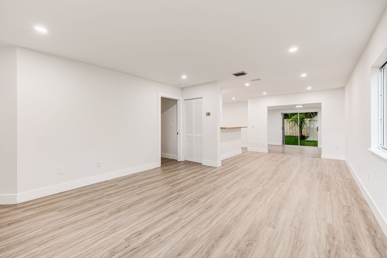 25038 SW 124th Ct, Miami, FL. 33032