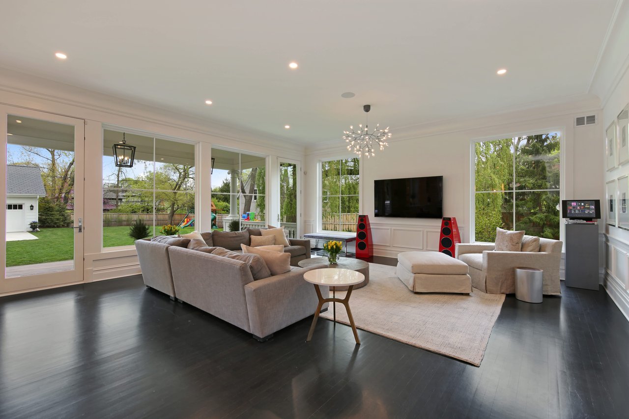 A fusion of the latest materials and finishes reinterprets its classic pedigree for modern living