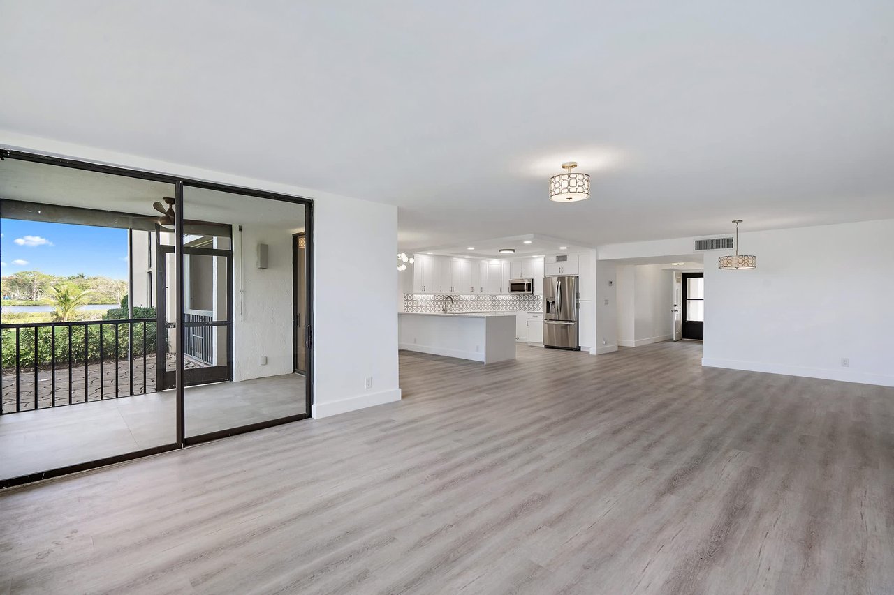 10555 SE Terrapin Pl, #104