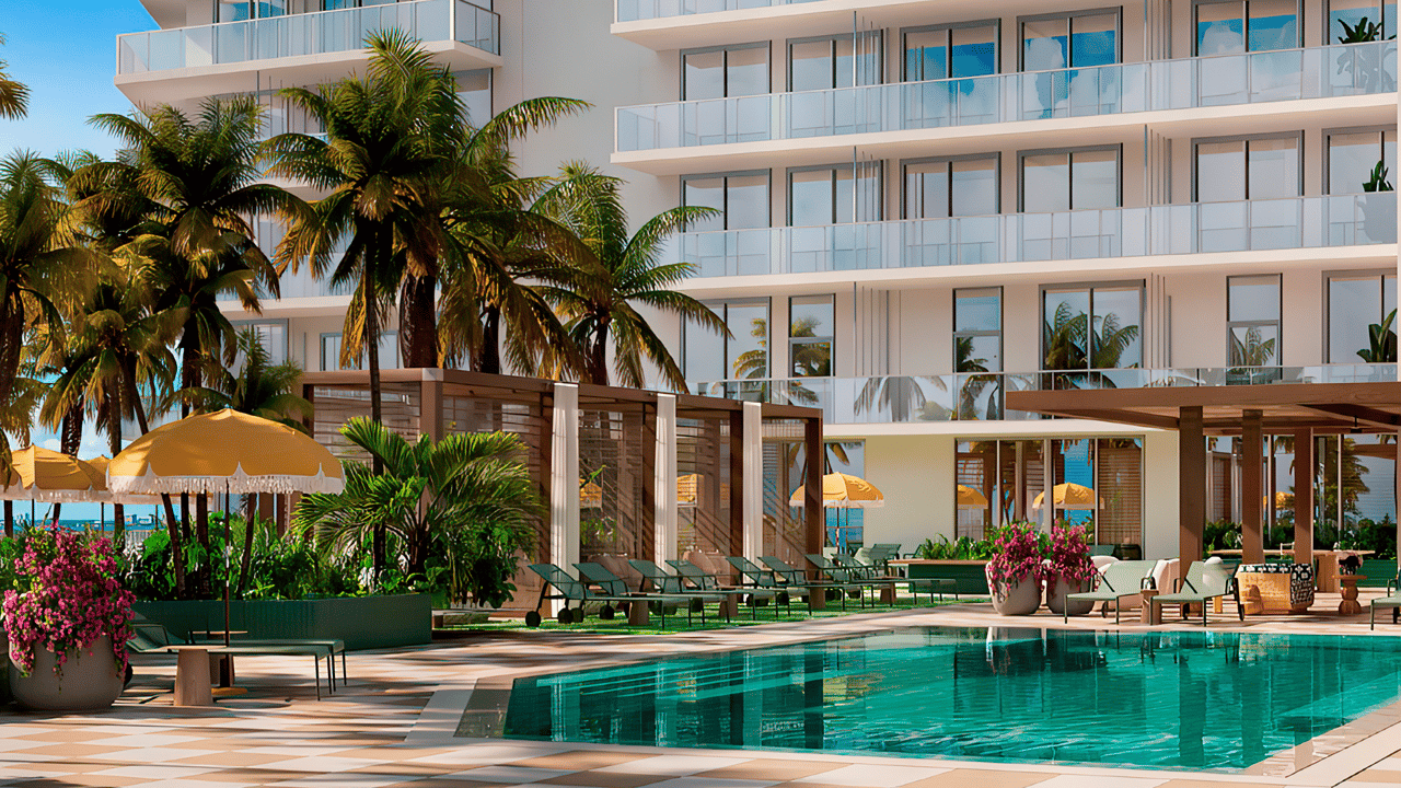 Palma Miami Beach swimming pool