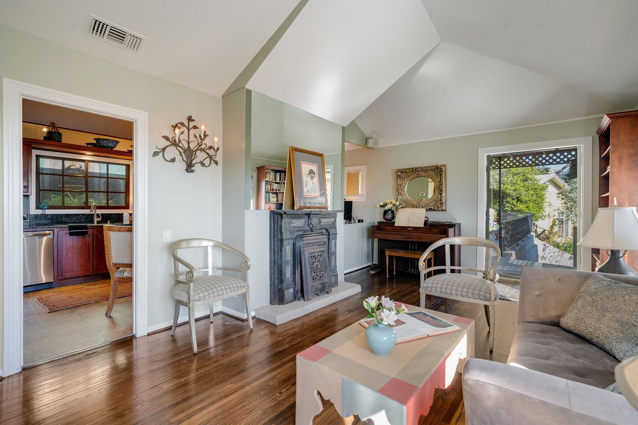 Hollywood Hills Pied de Terre - Another Off Market Sale