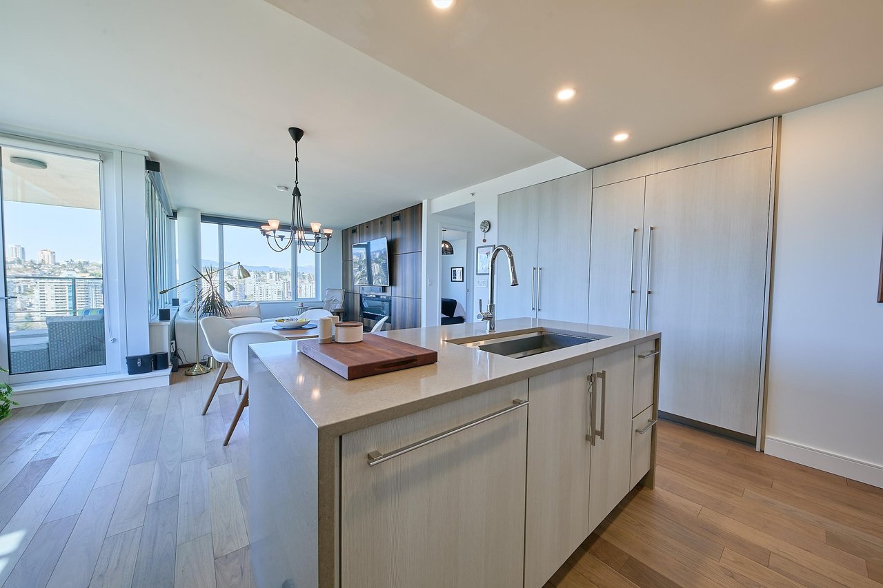 1804-210 Salter Street, New Westminster