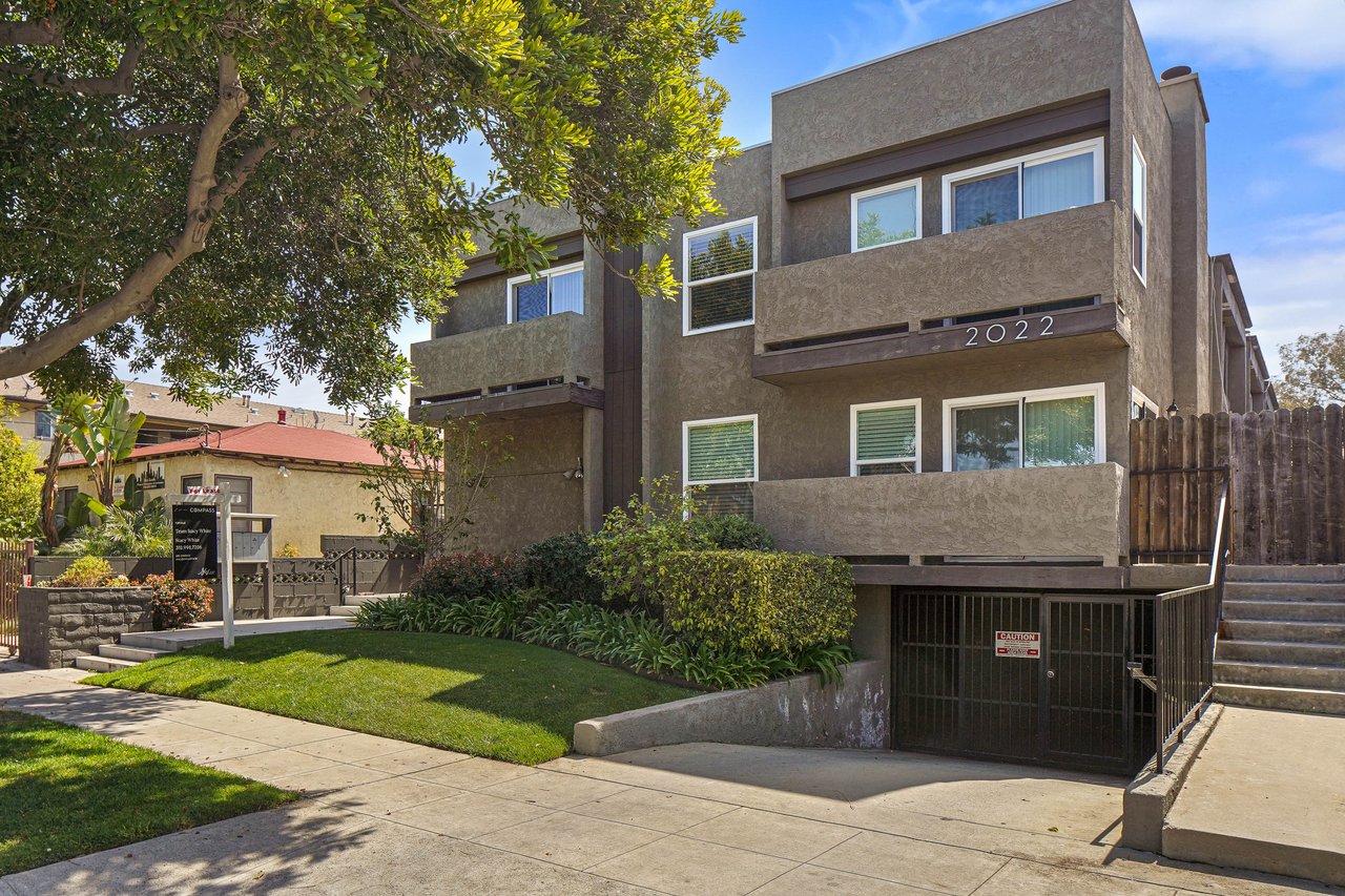 2022 Delaware Avenue Unit: 4