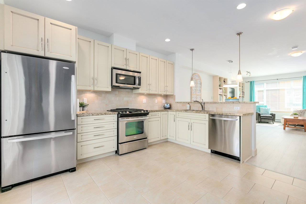 115-2979 156th St