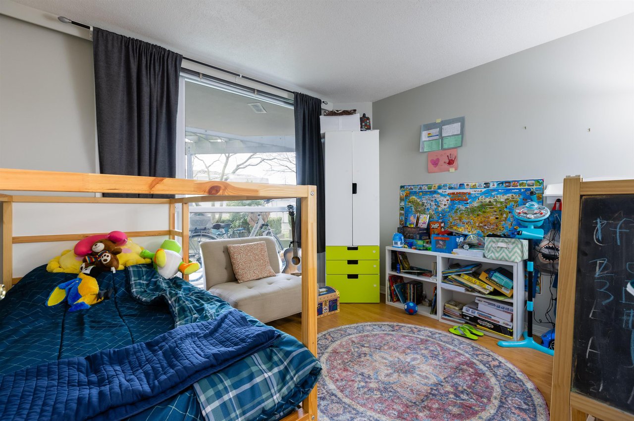 114-5860 Dover Cres