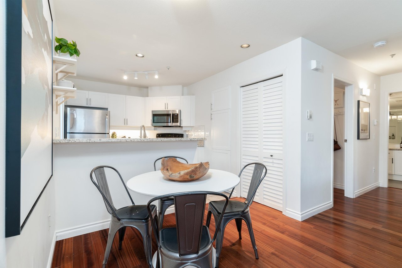 107-669 W 7th Ave