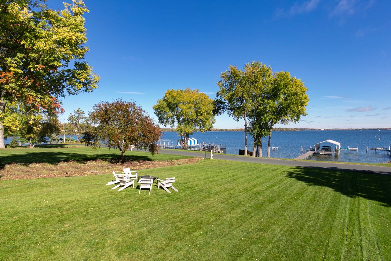 2412 Lafayette Rd, Minnetonka Beach