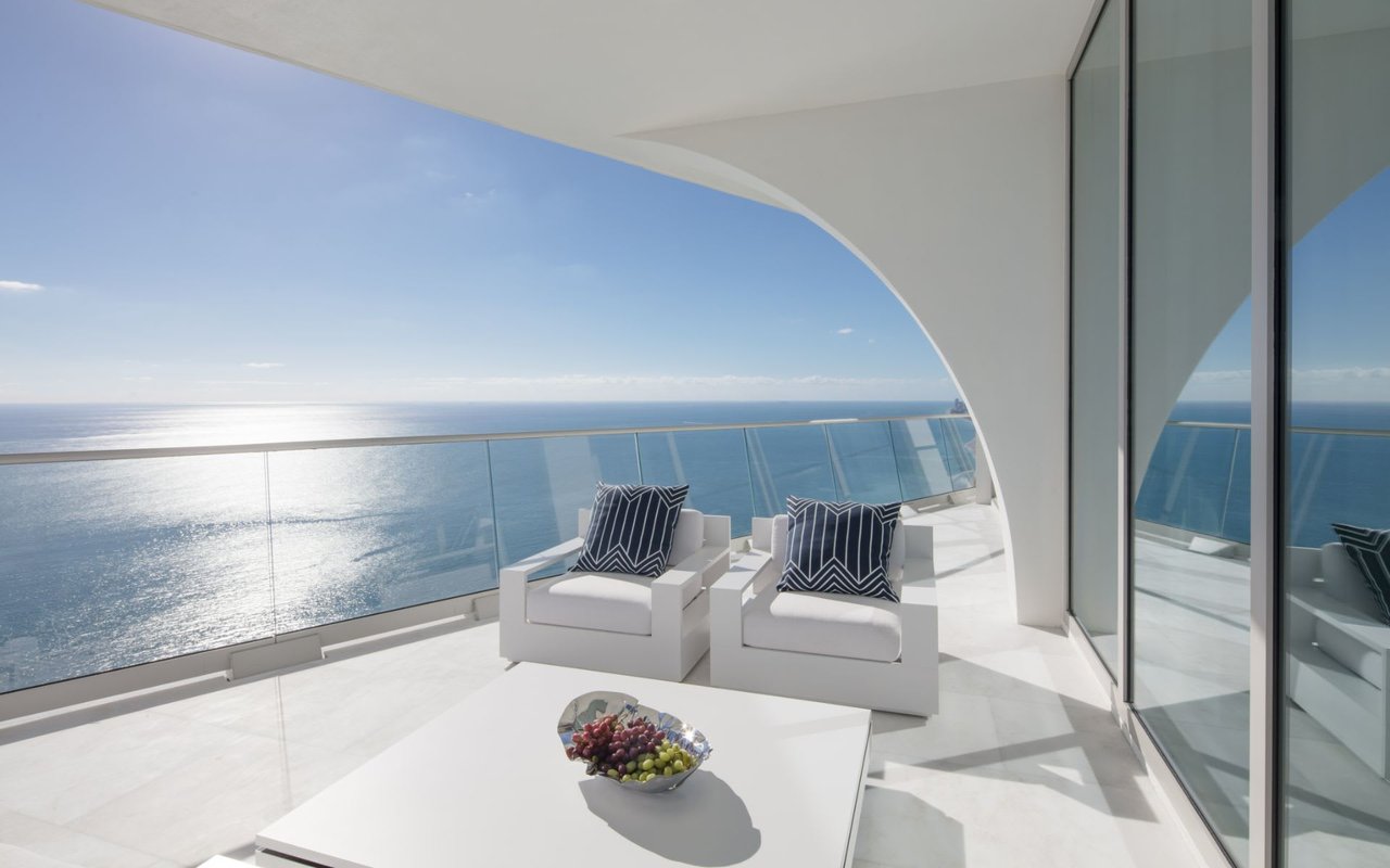 Jade Signature Sky Villa Sells for $10.15M
