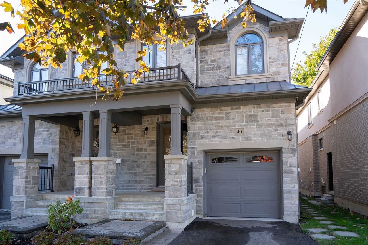 40 Cayuga Ave