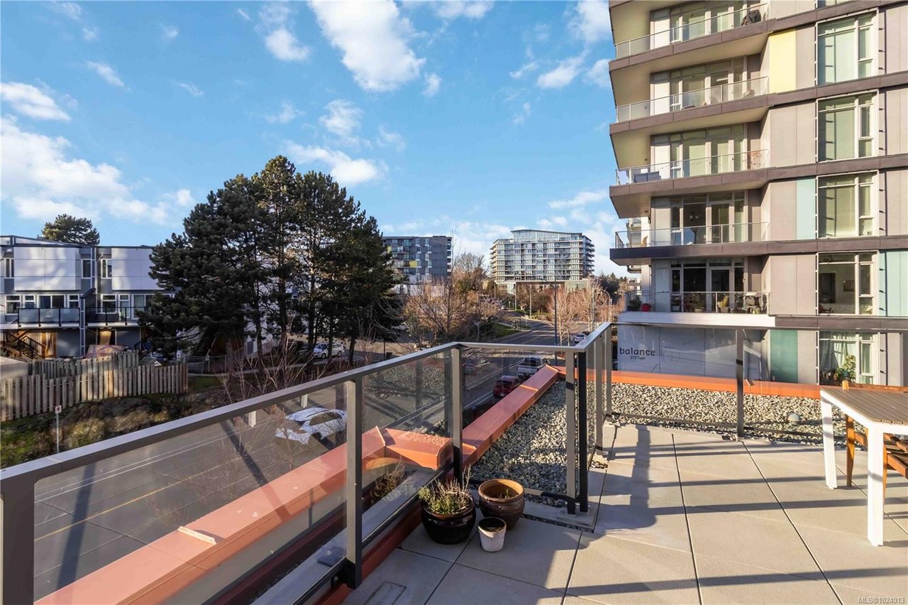 308-369 Tyee Rd