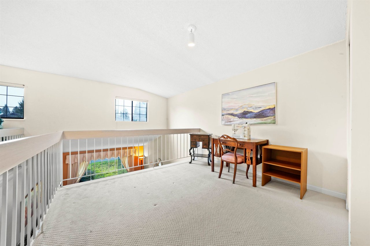 1106 Lombardy Dr