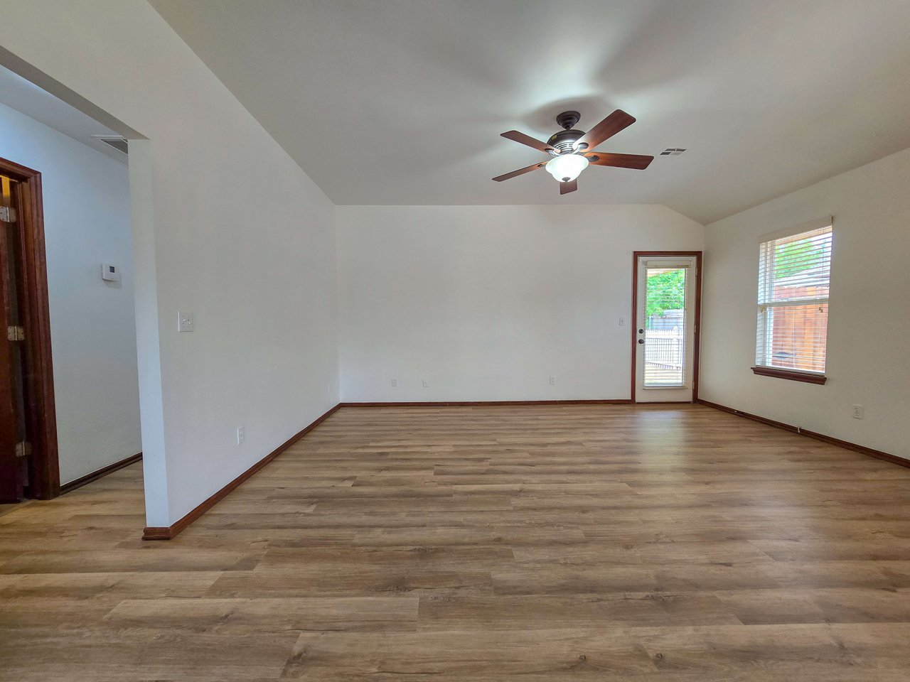 1211 Orchard Dr
