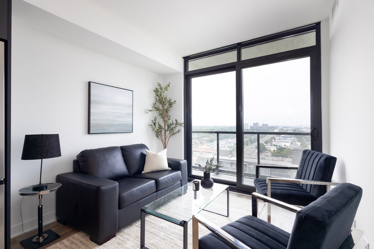 1508 – 86 Dundas St E