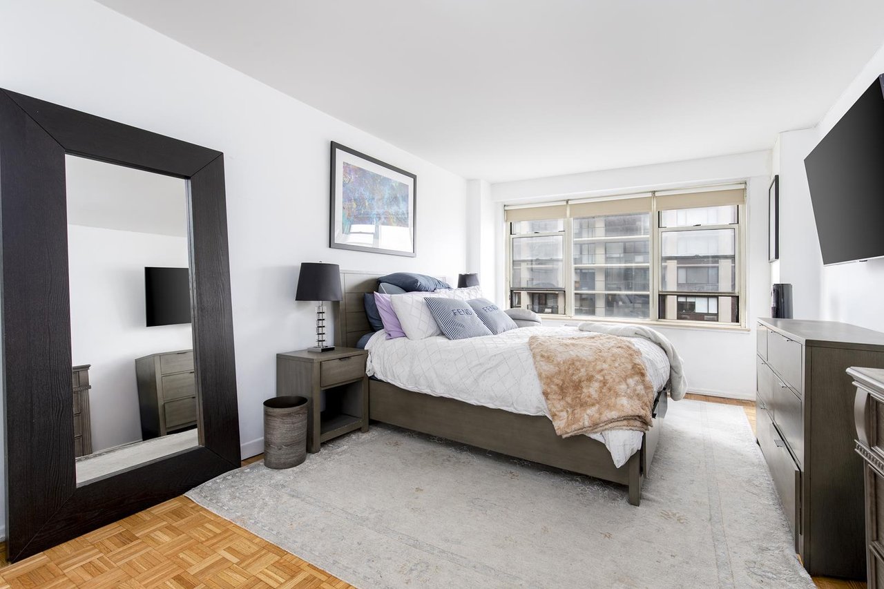400 East 85th Street, Apt 11G