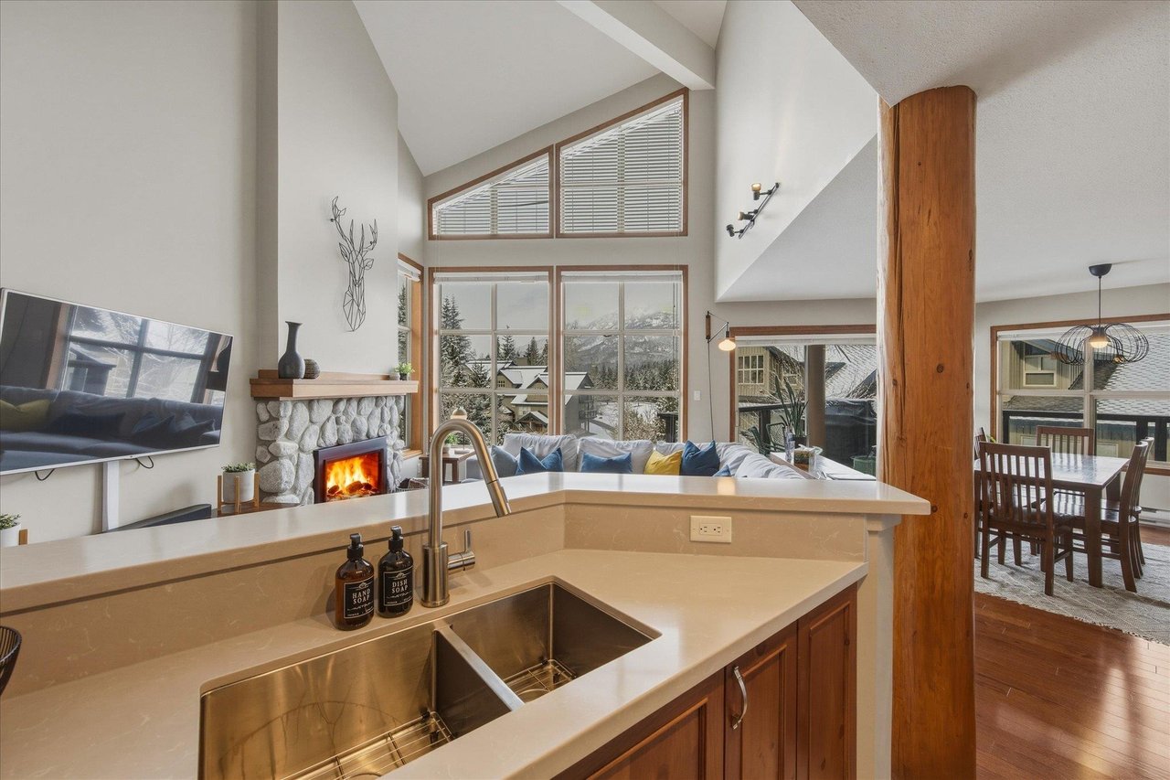 13-4644 Blackcomb Wy
