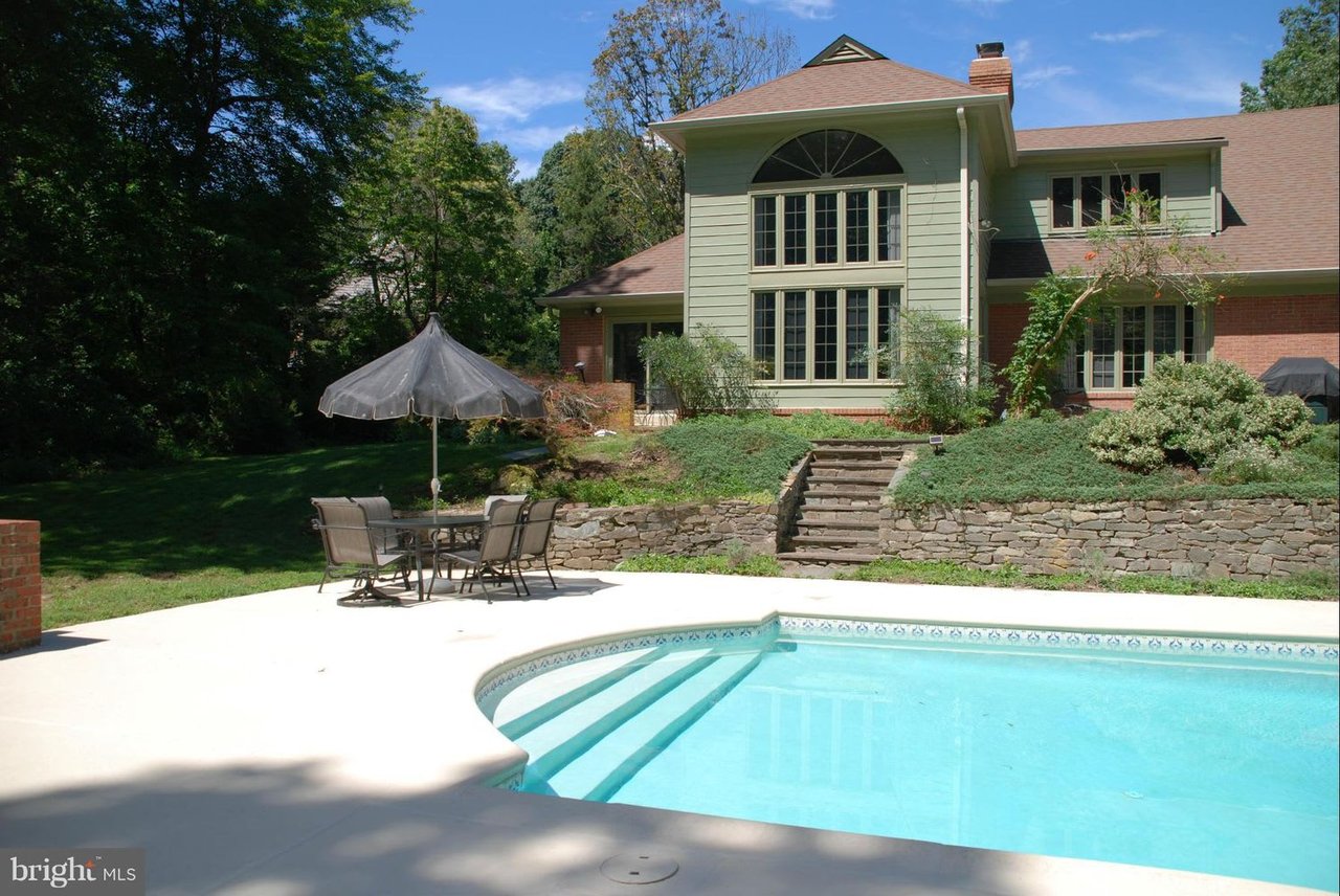 1 PETTIT CT