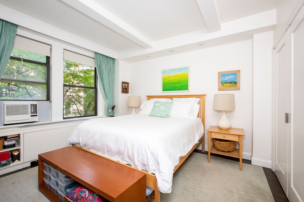 327 Central Park West Unit: 3BB