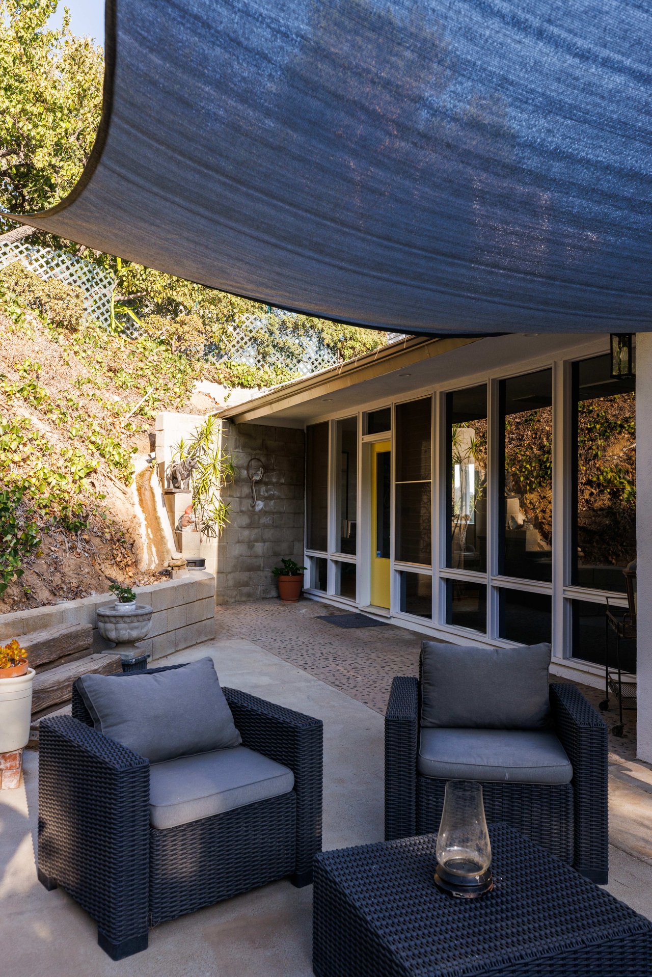 Striking and Unique 1963 Mid Century Home in Los Feliz