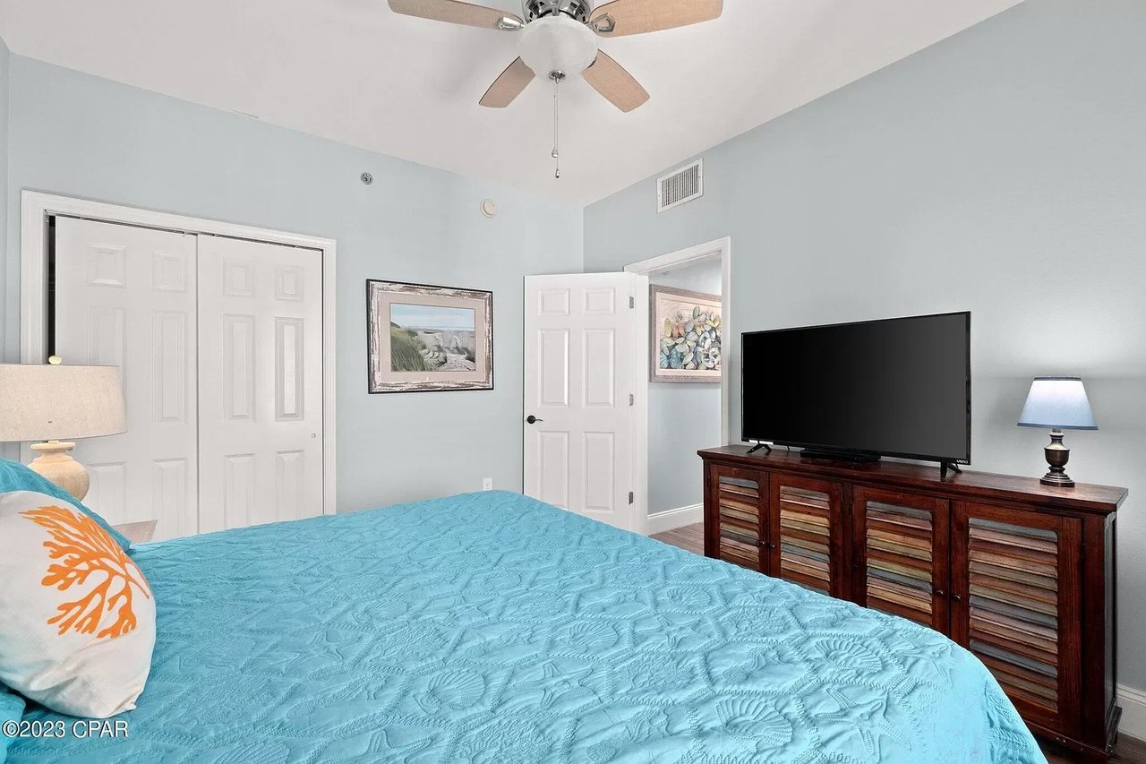 9902 S Thomas Drive Unit 1028
