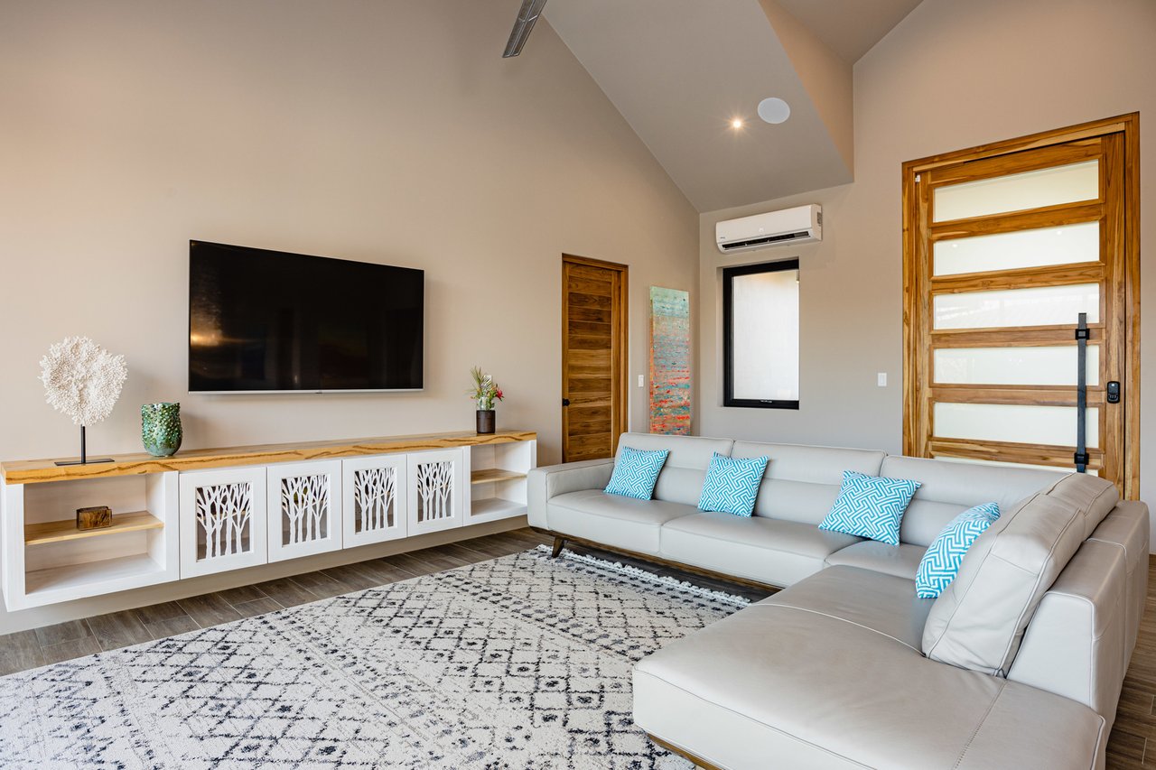 Luxury Villa Near the Beach, Hacienda Pinilla, Guanacaste