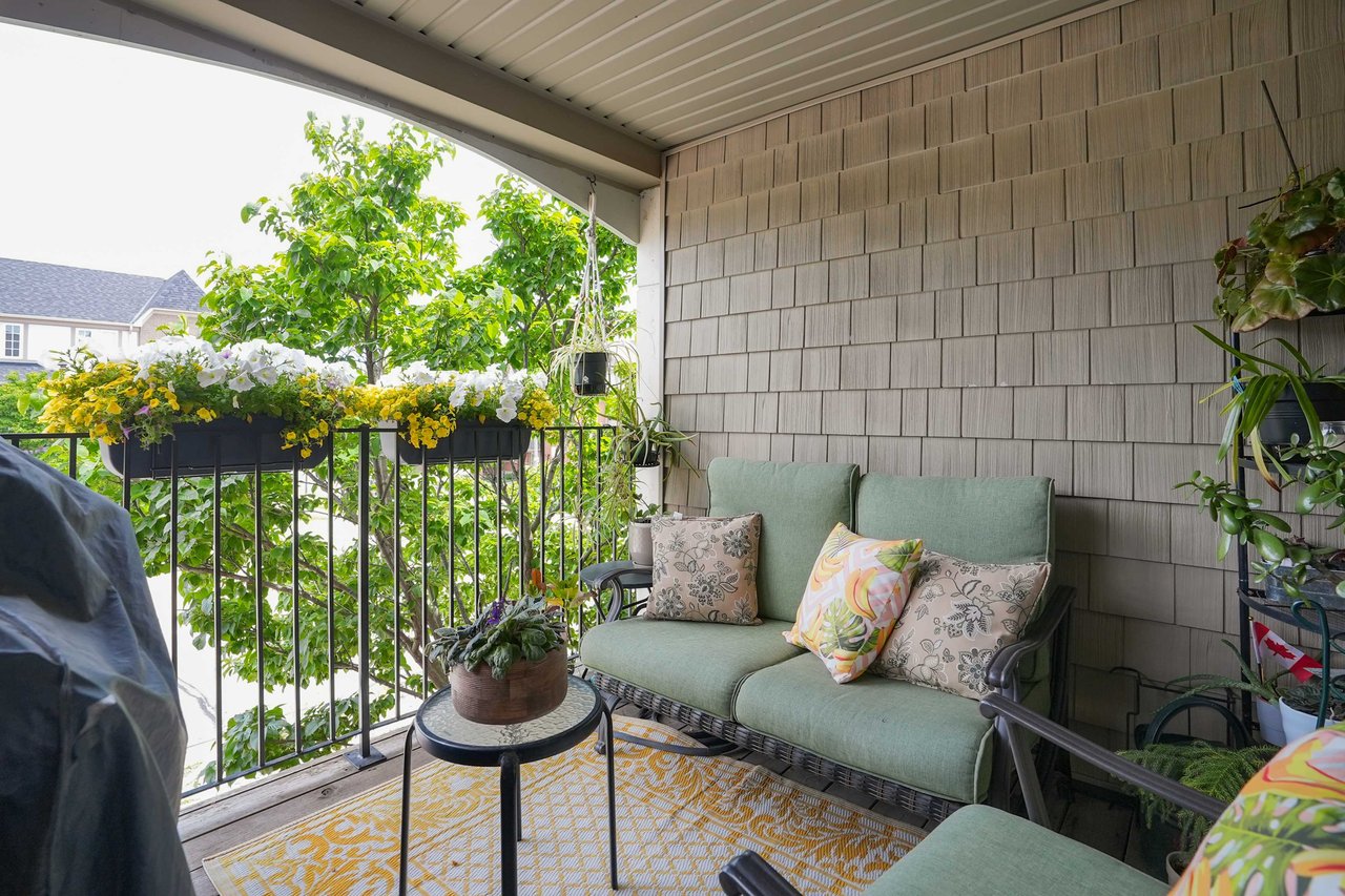 2-2360 Parkhaven Boulevard Unit: 2