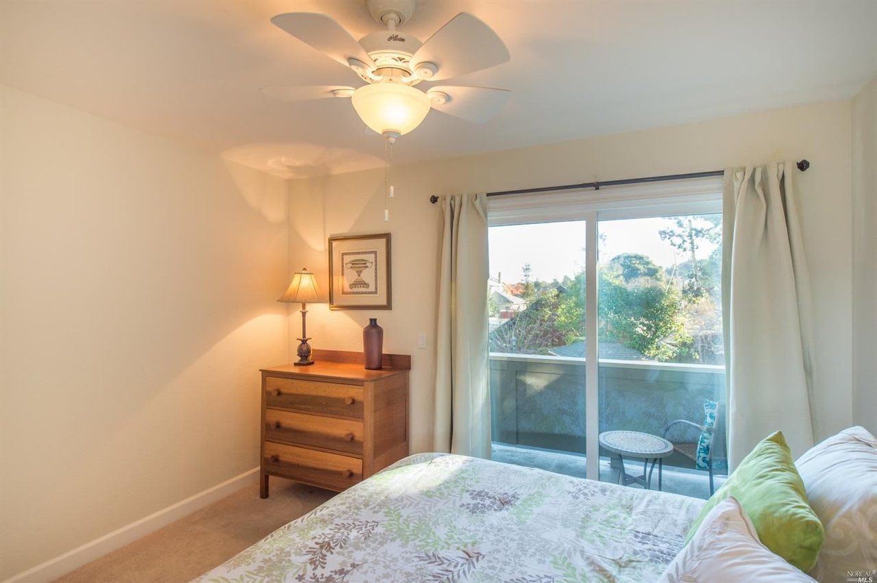 720 Petaluma Blvd S #12