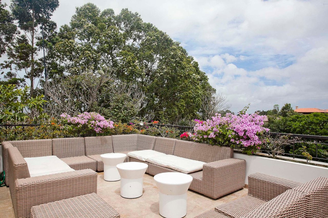 Grand Golf Course Luxury Estate, Curridabat, San Jose