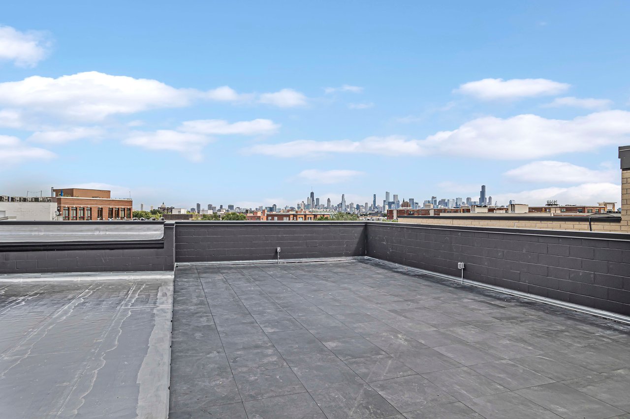 SOMA Condominiums - Bucktown