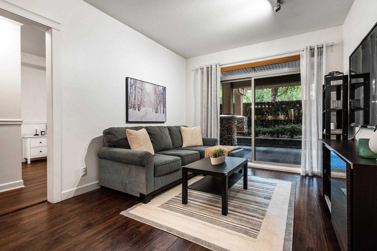 154-8328 207a St