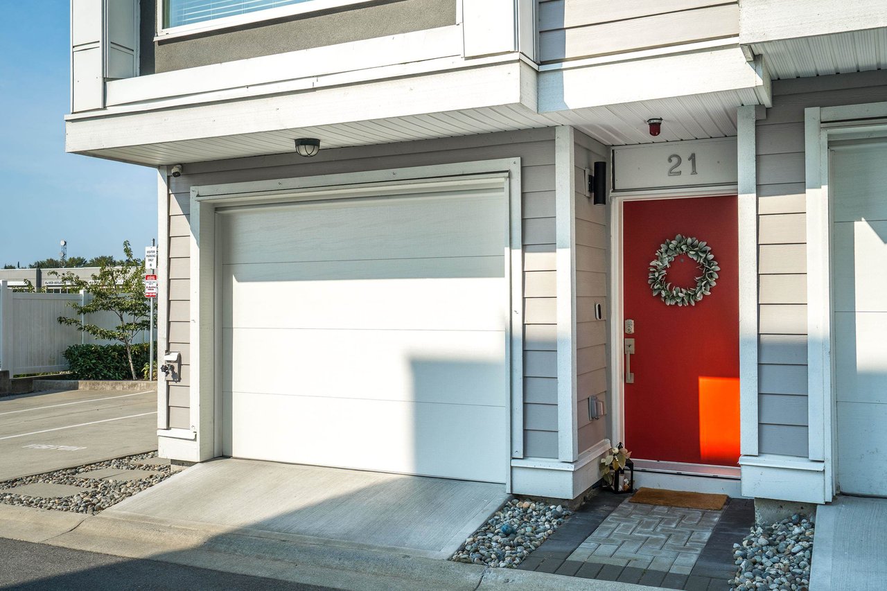21-19628 55a Avenue, Langley