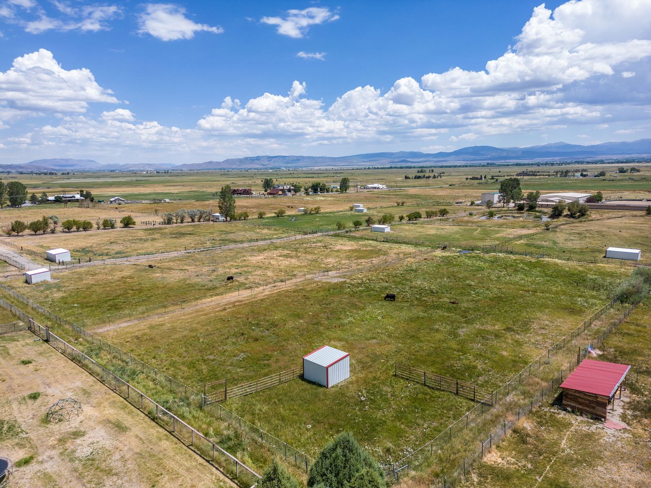 Horse Property with water rights! Incoming Producing Stables