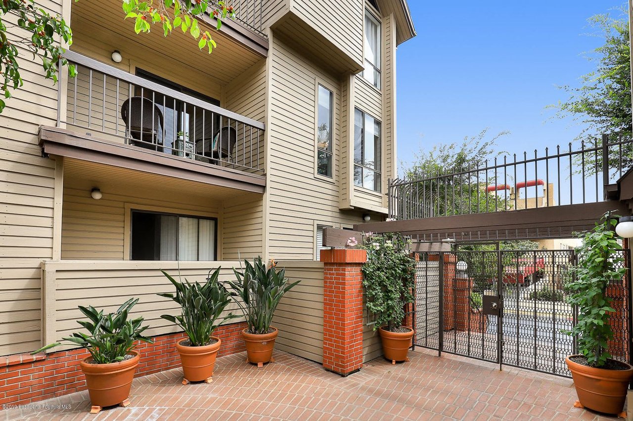 835 S Lucerne Blvd, #212