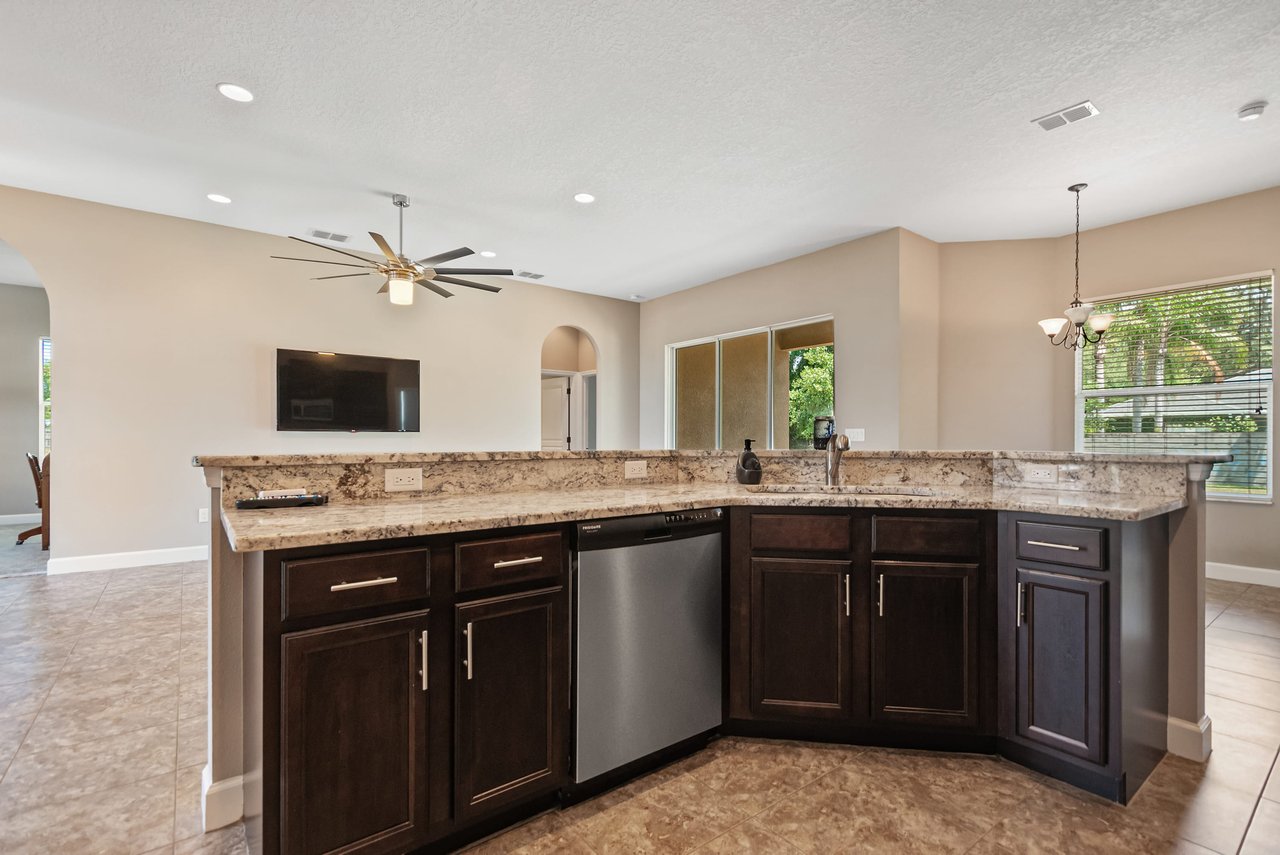 2811 OLAVET  COURT