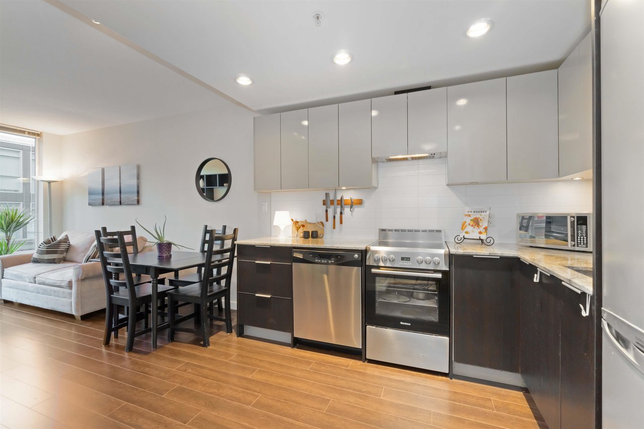 512-1919 Wylie St