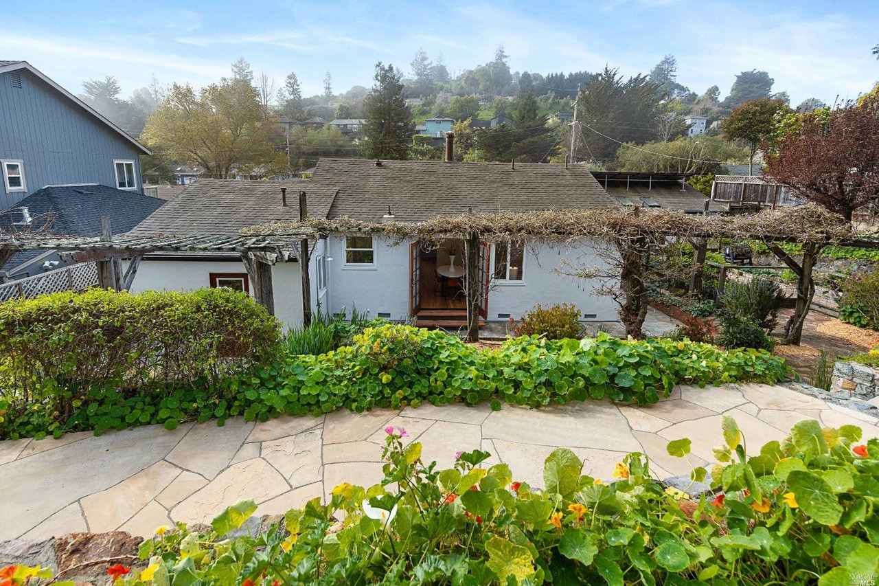 51 Bayview Terrace
