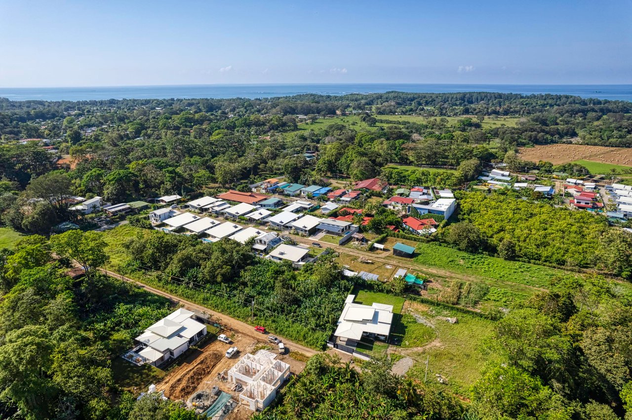 Luxury Beach House in Uvita