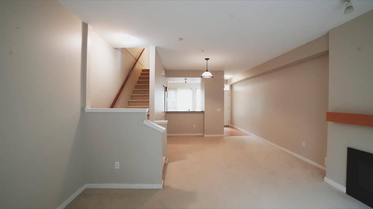 117-9229 University Cres