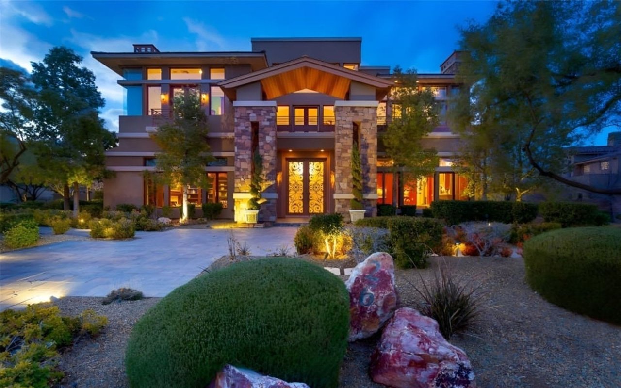 26 Promontory Ridge Drive: 11 Ways to Live The Las Vegas Luxury Life